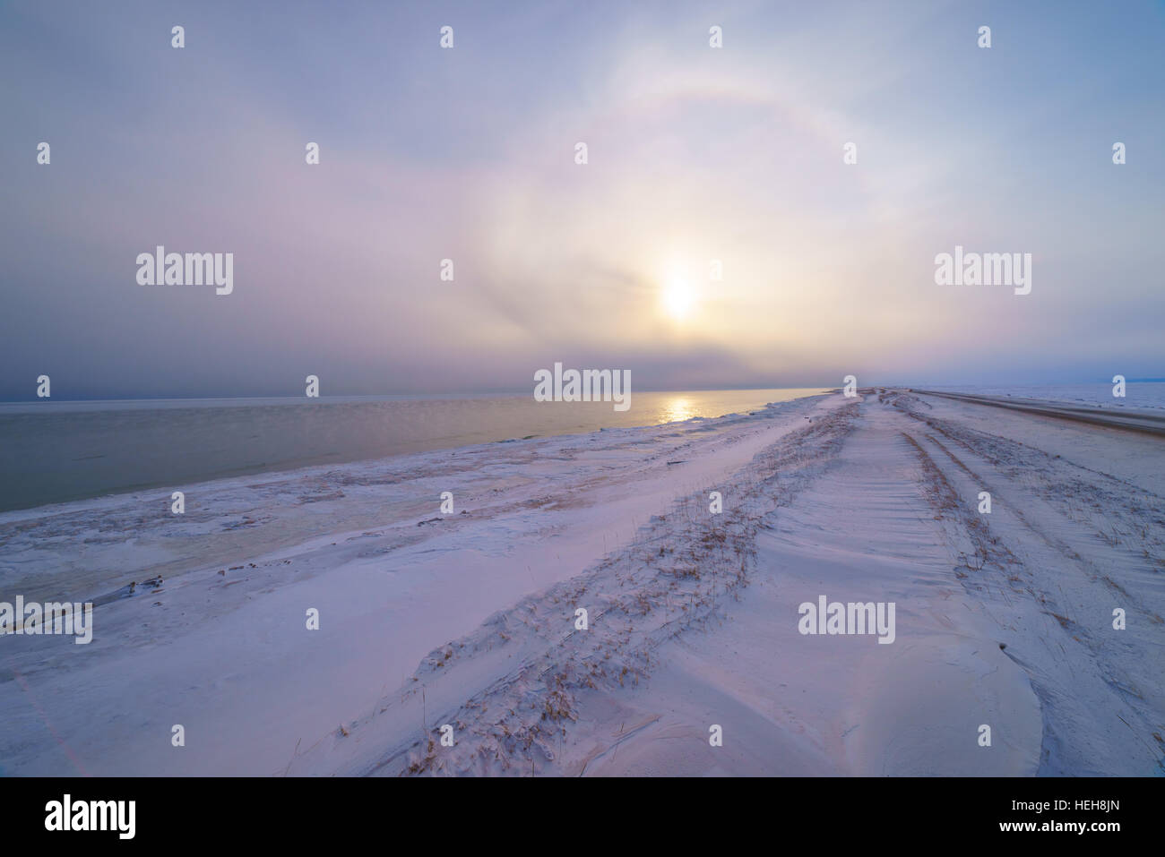 Düsteren Winter Halo nahe Meer Straße, Sachalin Stockfoto