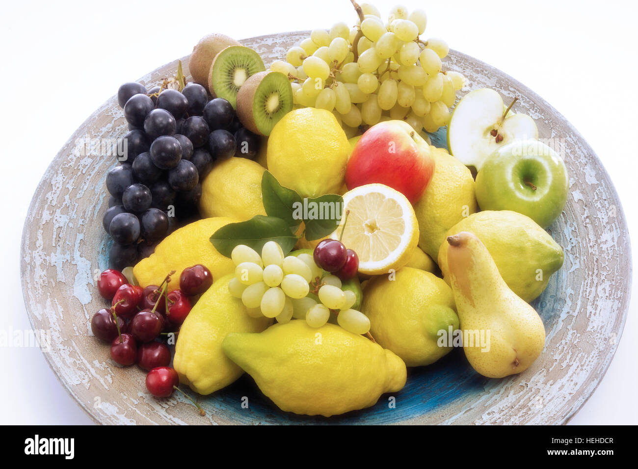 Schüssel mit gemischten Früchten Stockfoto