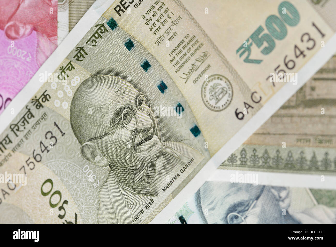 Indische Rupie fünfhundert Hinweis mit Mahatma Gandhi Portrait Stockfoto