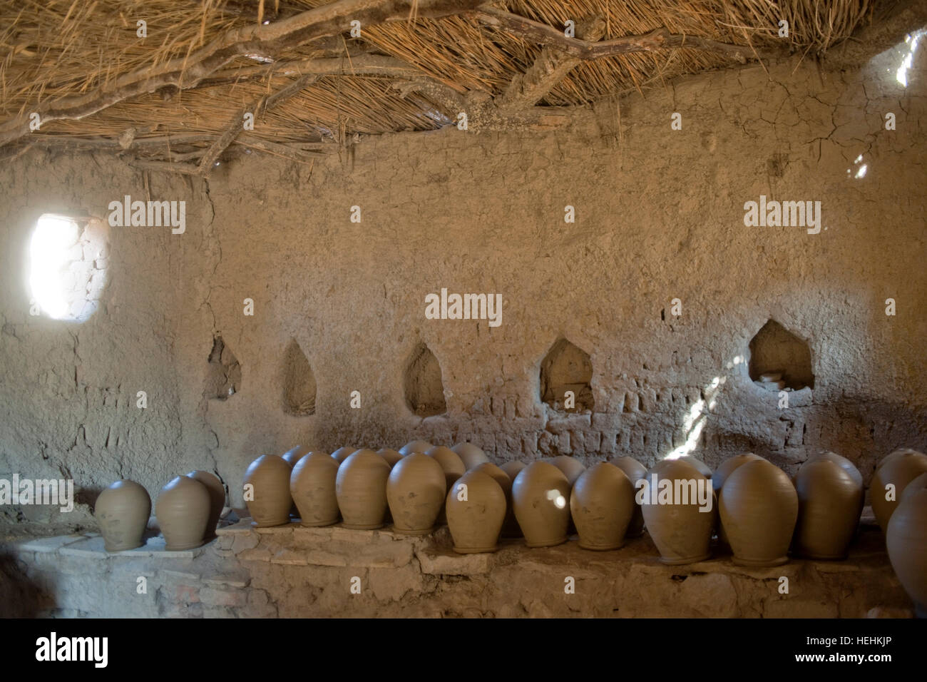 Ägypten, Oase Dakhla, El Qasr, Töpferei Stockfoto