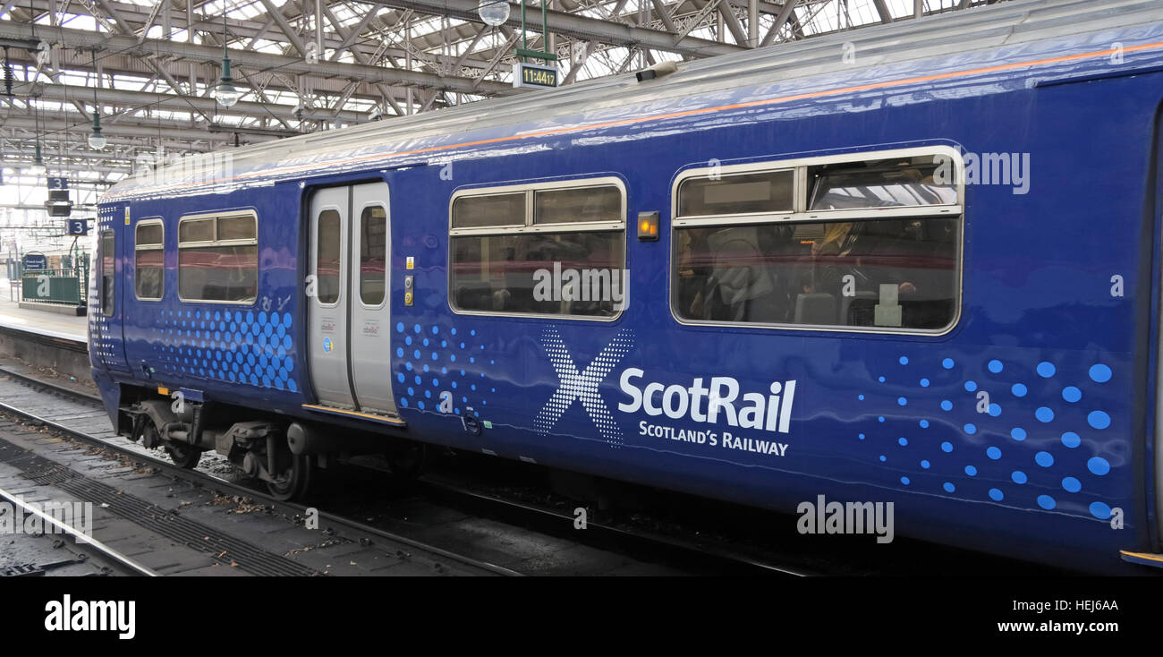 ScotRail Abellio-Zug-Wagen, Petition, um wieder in Staatsbesitz, nach schlechten Service zu bringen Stockfoto