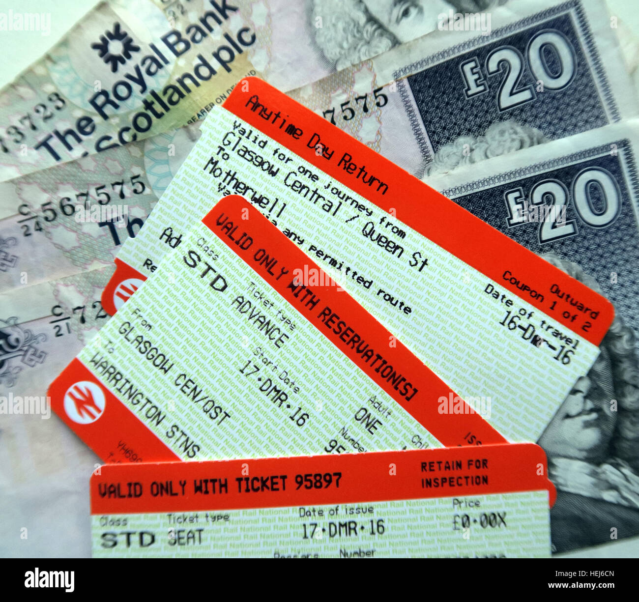 ScotRail Passagier Tickets und £20 Notizen, jederzeit zurückkehren Stockfoto