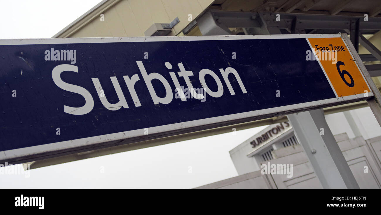 Surbiton Bahnhof, SW Züge, West London, England, UK fare Zone 6 Stockfoto