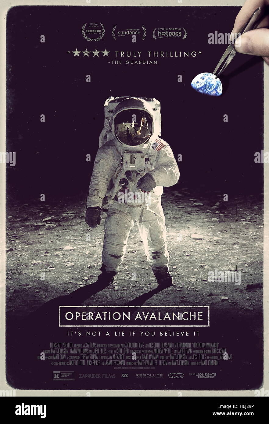 Datum der Freigabe: 16. September 2016 Titel: Operation Avalanche STUDIO: Lionsgate Regie: Matt Johnson PLOT: 1967, vier undercover CIA-Agenten wurden geschickt an die NASA posiert als einer Dokumentarfilm-Crew. Was sie entdeckt führte zu eine der größten Verschwörungen in der amerikanischen Geschichte Darsteller: Matt Johnson, Owen Williams, Josh Boles (Credit: Lionsgate Entertainment/Pictures/ZUMAPRESS.com) Stockfoto Datum der Freigabe: 16. September 2016 Titel: Operation Avalanche STUDIO: Lionsgate Regie: Matt Johnson PLOT: 1967, vier undercover CIA-Agenten wurden geschickt an die NASA posiert als einer Dokumentarfilm-Crew. Was sie entdeckt führte zu eine der größten Verschwörungen in der amerikanischen Geschichte Darsteller: Matt Johnson, Owen Williams, Josh Boles (Credit: Lionsgate Entertainment/Pictures/ZUMAPRESS.com) Stockfoto