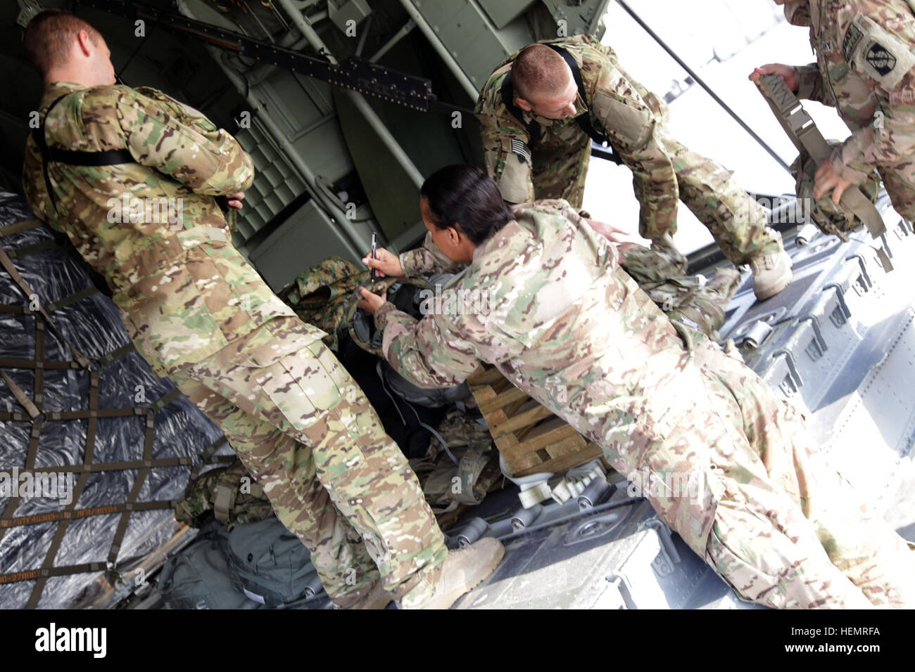 US Army Master Sgt. Kelley Harris, nicht im Auftrag des Vorstands ...