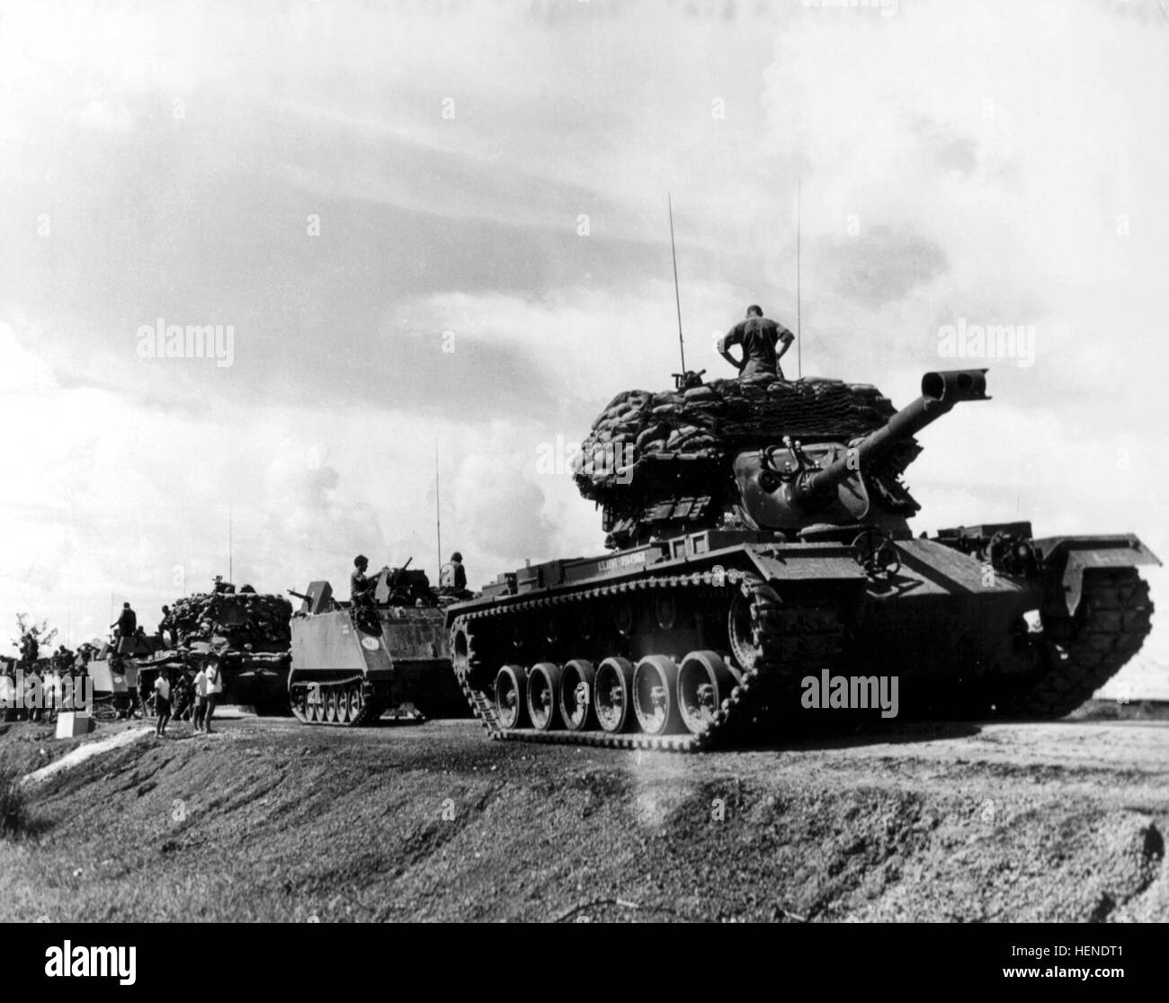 ACAV und M48 Konvoi Vietnam-Krieg Stockfoto