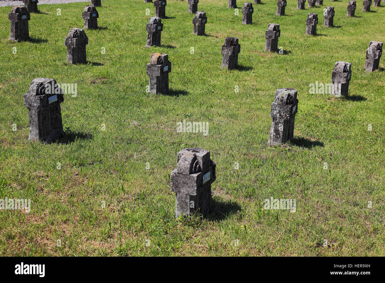 Italienisch, Crespi d Adda, Gräber Auf Dem Friedhof der Wohnsiedlung Und Arbeitersiedlung, UNESCO-Weltkulturerbe Stockfoto