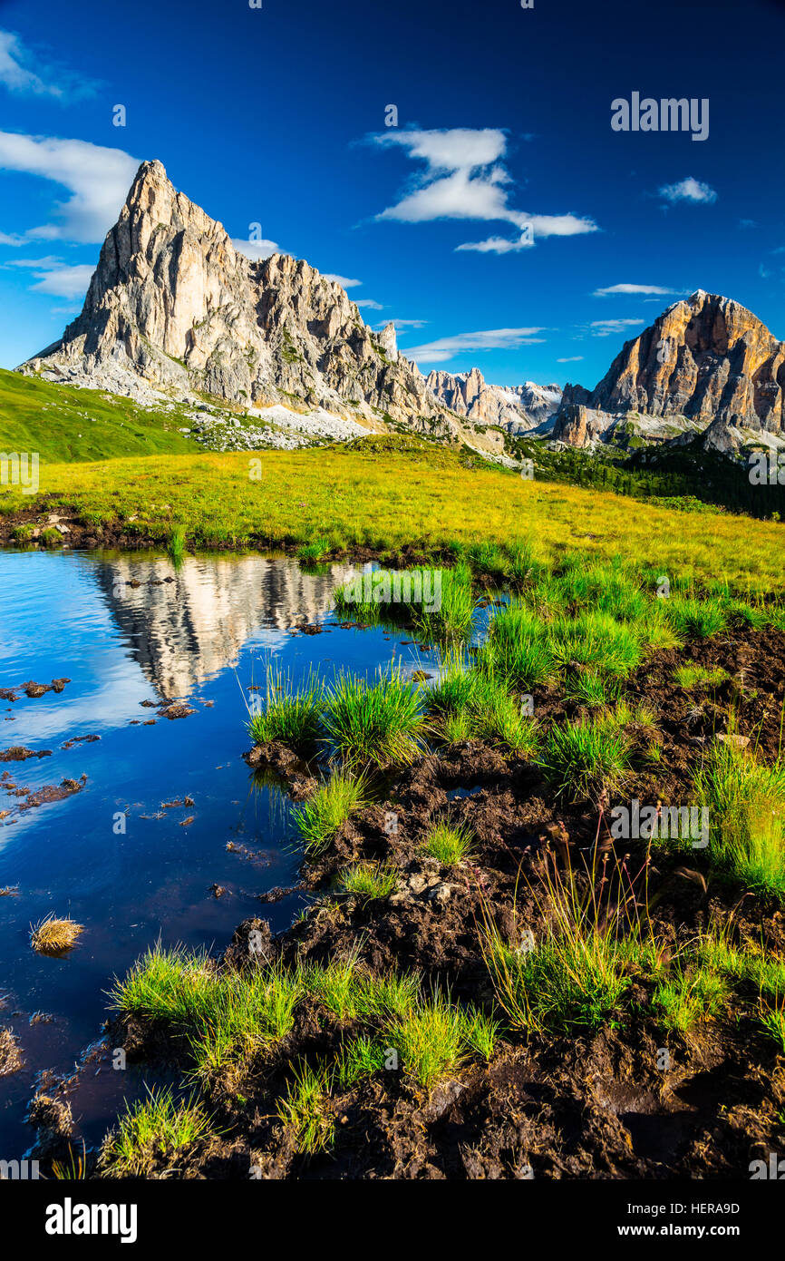 belluno,pass,pass giau,passo di giau,italy,alps,dolomites,mountains,travel italy,travel europe,travel dolomites,dolomites europe,dolomites italy,italy mountains,giau,pass giau,nuvolau,passo giau nuvolau,peak,peak novolau,peak dolomites,summer passo giau,s Stockfoto