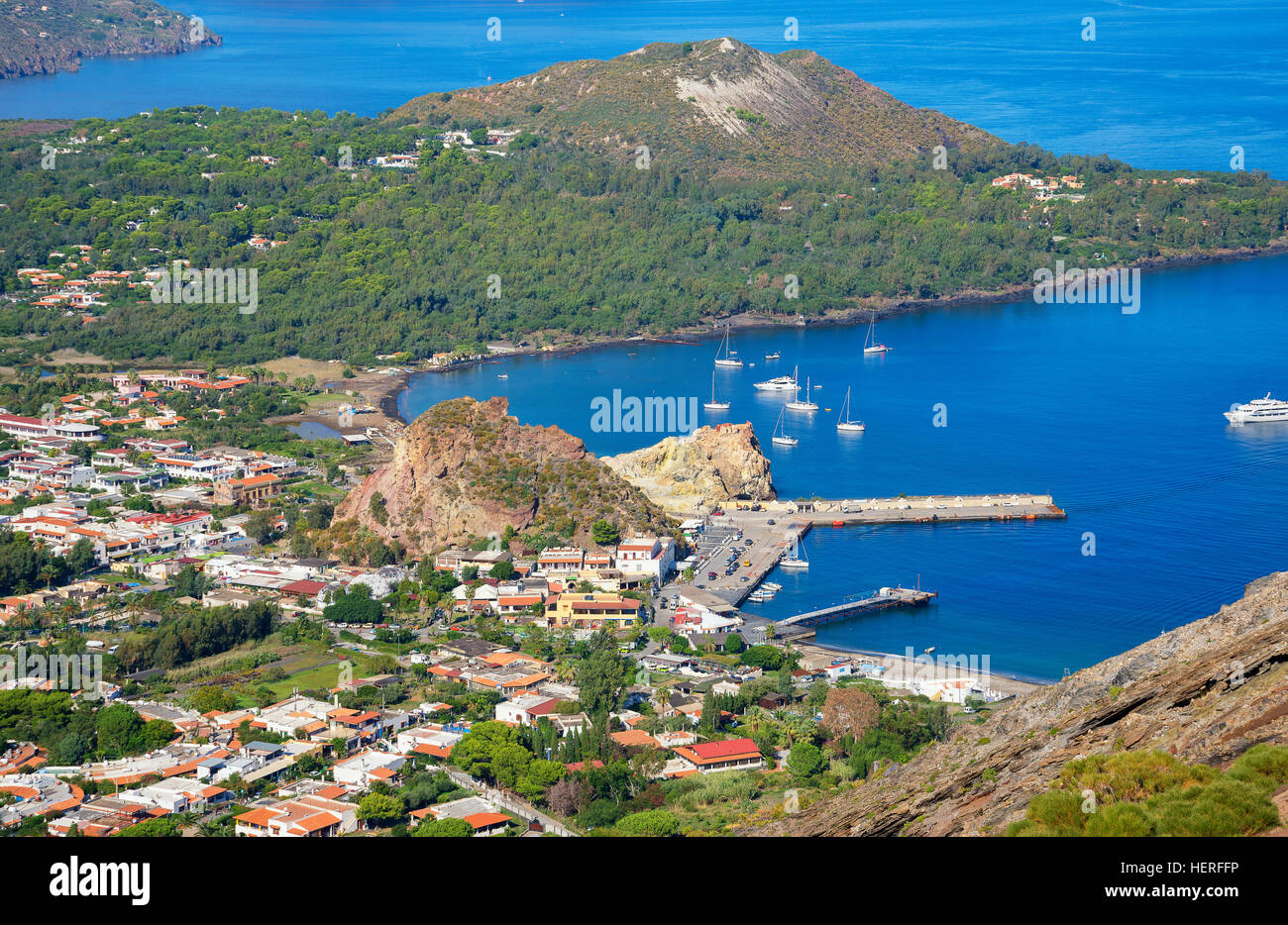 Porto di Levante und Vulcanello, Vulcano Island, Äolischen Inseln, das Tyrrhenische Meer, Italien Stockfoto
