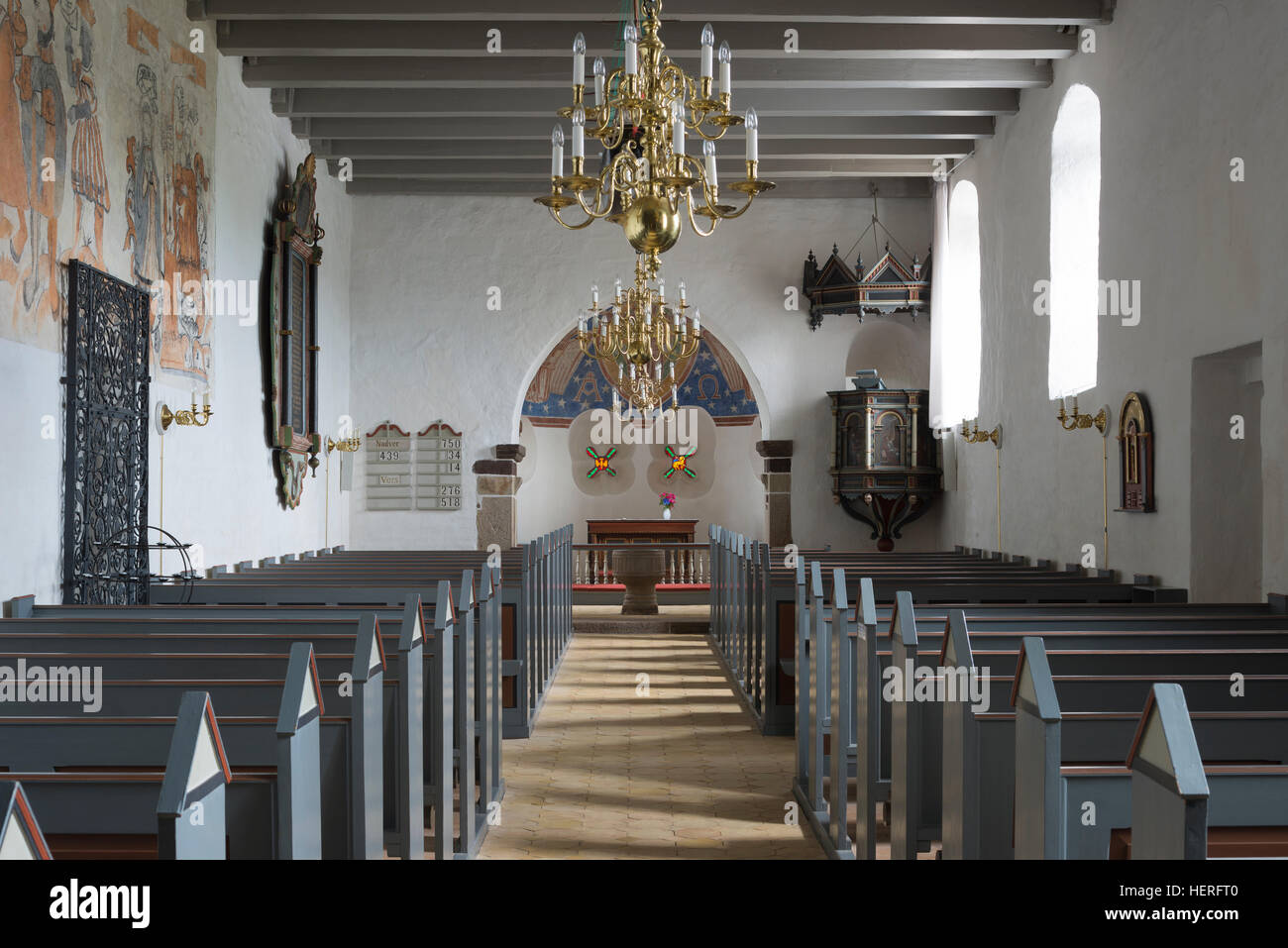 Kirchenschiff mit Apsis, Indoors, romanische Kirche, Staby, Ulfborg, Midtjylland, Dänemark Stockfoto