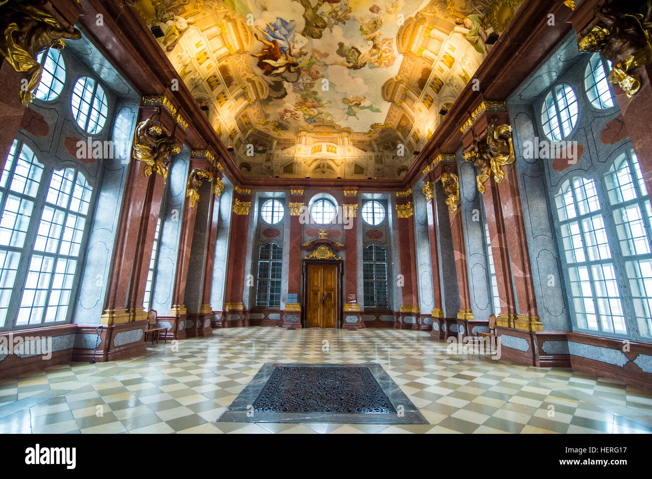 Marmorsaal mit herrlich bemalter Decke, Melk Abbey, Melk, Wachau, Österreich Stockfoto