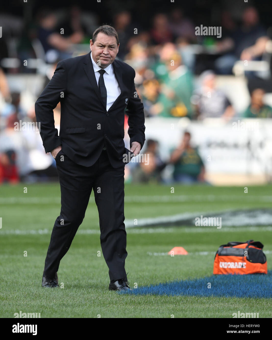 DURBAN, Südafrika - Oktober 08: Steve Hansen (Head Coach) aus Neuseeland während der Rugby-WM-Spiel zwischen Südafrika und neue Zeala Stockfoto