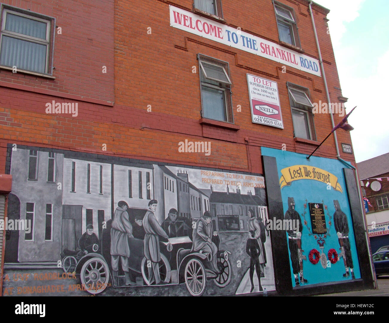Shankill Road Wandbild - nicht zu vergessen, West Belfast, Nordirland, Vereinigtes Königreich Stockfoto