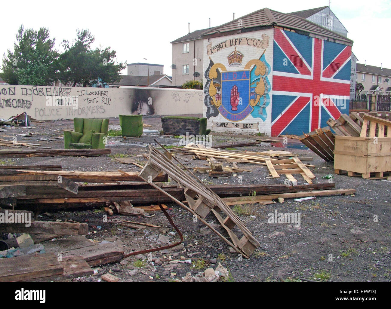Shankill Road Wandbild - 2. Batt UFF UDA Simply The Best, West Belfast, Nordirland, Vereinigtes Königreich Stockfoto