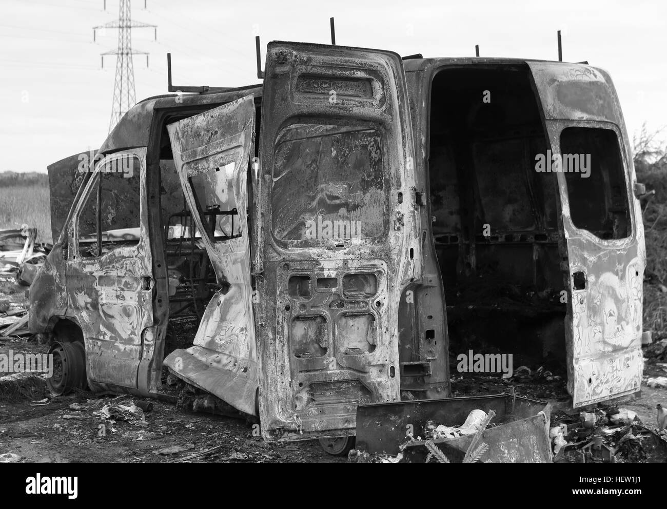Ausgebrannt, Van in schwarz / weiß Stockfoto