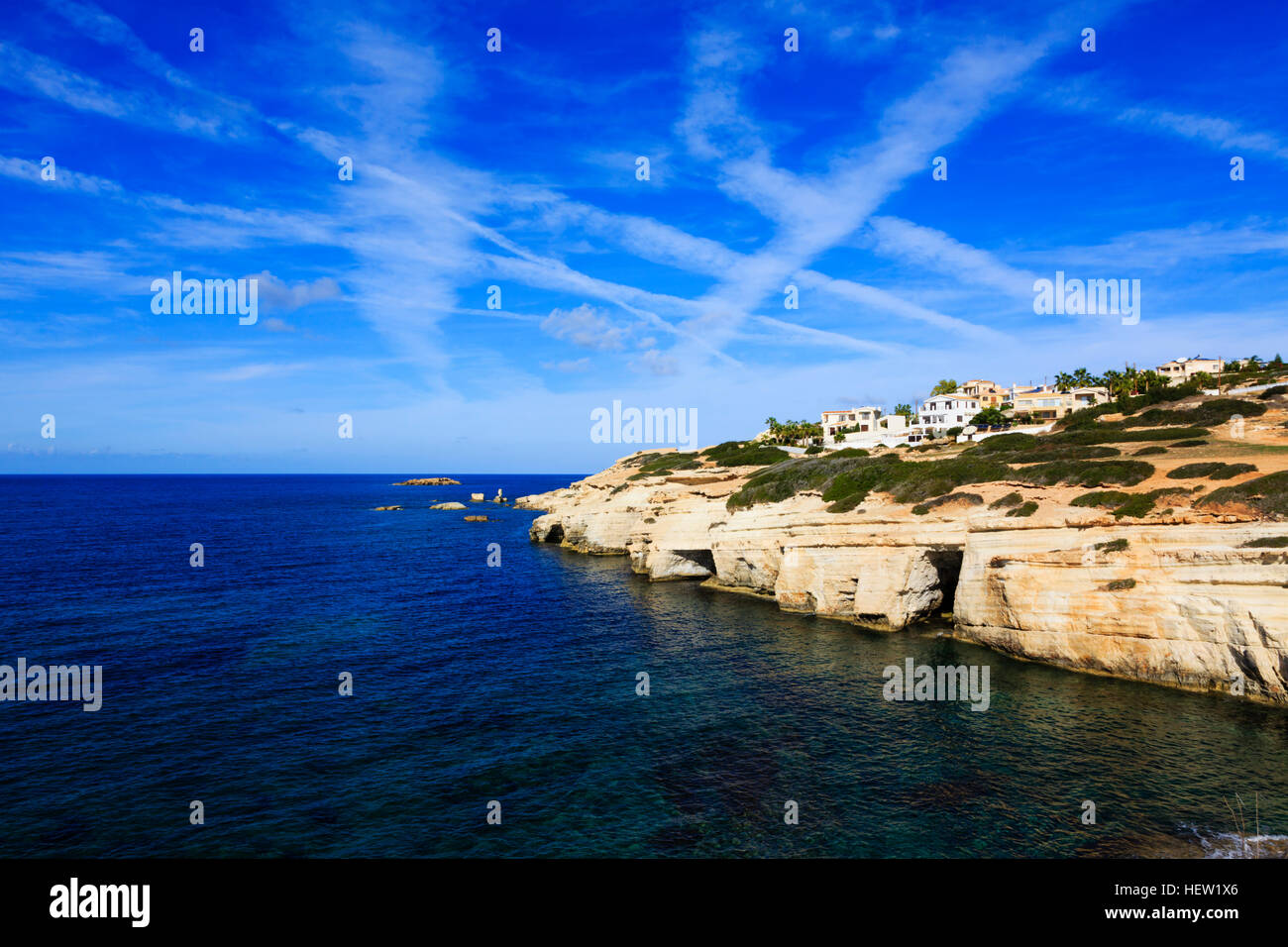 Küstenerosion auf Seacaves, Paphos, Zypern. Stockfoto