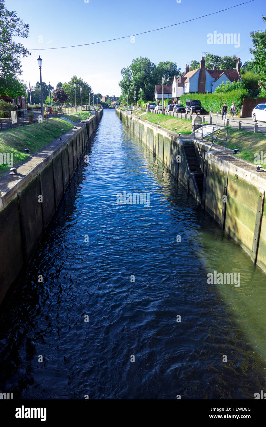 Teddington Lock auf der Themse in Richmond. Stockfoto