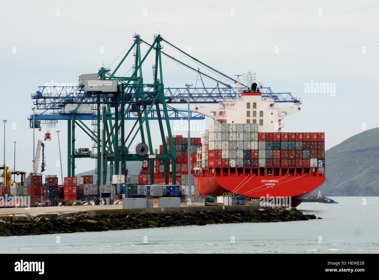 Campbell Details Typ: Container Schiff gebaut: 2013 Flagge: Liberia Hof Zhejiang Sino-Werft (China) DWT 51.100 NRT 16.553 BRT 42.814 Länge über alles 228,0 m Strahl 37,3 m Entwurf ssw voll beladen 12,5 m Stockfoto