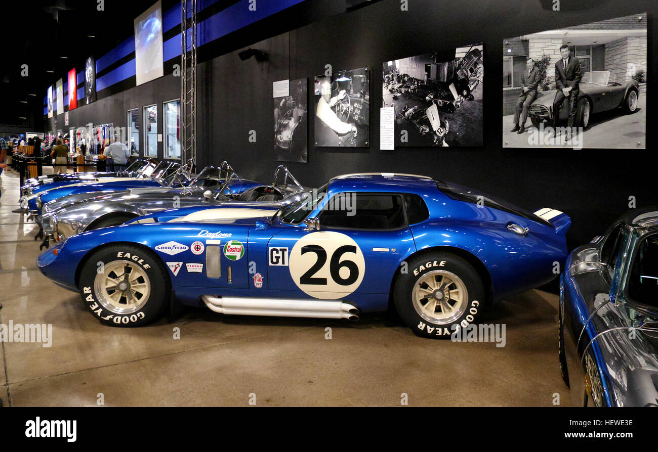 Das Shelby American Museum in der Nähe des Las Vegas Motor Speedway bietet einen Einblick in die Geschichte der Shelby Muscle Cars, vom Original Cobra CSX2000 bis hin zu modernen Modellen. Das Museum aktualisiert seine Sammlung regelmäßig und zeigt verschiedene Shelby-Modelle, die Autoheifern einen tiefgreifenden Einblick in ihren Produktionsprozess und ihre Vermächtnisse geben. Stockfoto