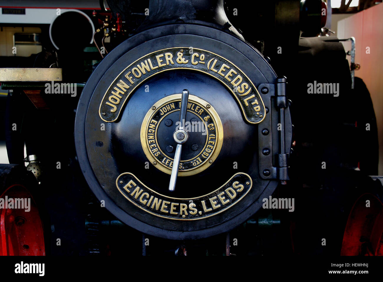 Ein Foto eines Triebwerks, eines Typs eines dampfbetriebenen Fahrzeugs, das für landwirtschaftliche und industrielle Zwecke verwendet wird. Traktionsmotoren waren historisch bedeutsam für die Entwicklung der maschinellen Landwirtschaft und Industrie. Stockfoto