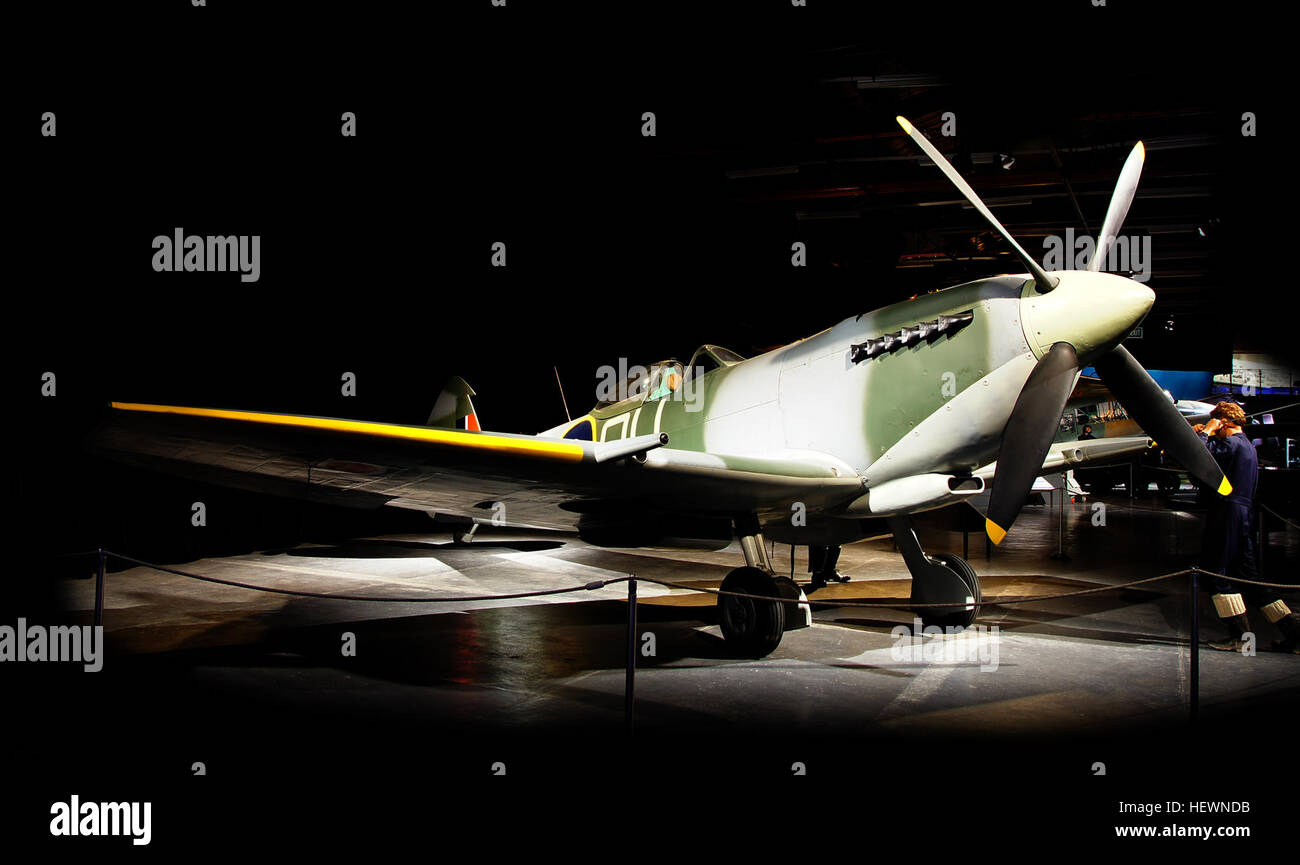 Ication (,,),,, AirForce Welt Christchurch Neuseeland, Fighter Aircraft WW2, Supermarine Spitfire LF XV1E Stockfoto