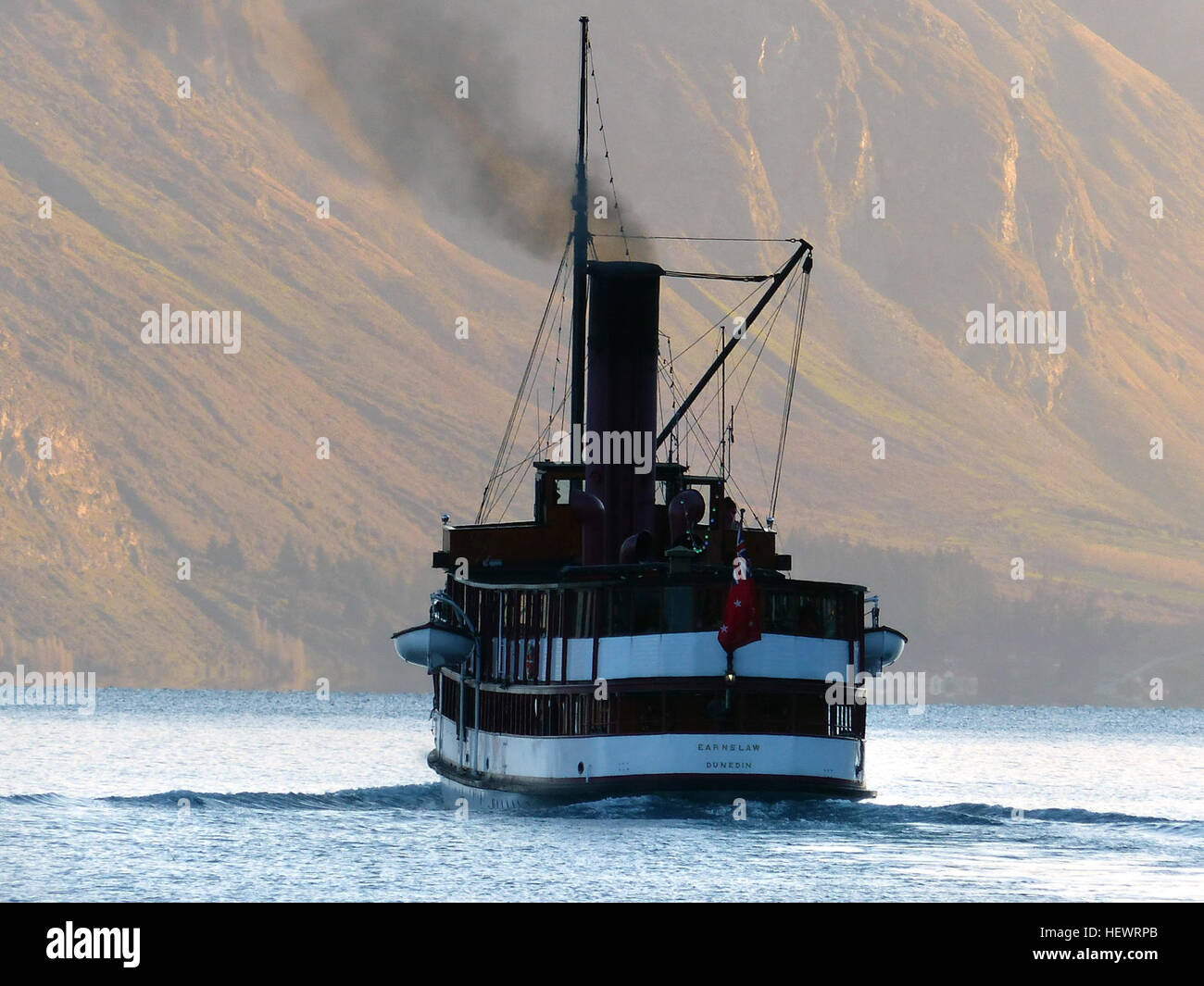 Die TSS Earnslaw ist ein 1912 Edwardian Vintage Twin Schraube Dampfer hantierte das Wasser des Lake Wakatipu in Neuseeland.  Baubeginn: 4. Juli 1911 ins Leben gerufen: 24. Februar 1912 Stockfoto