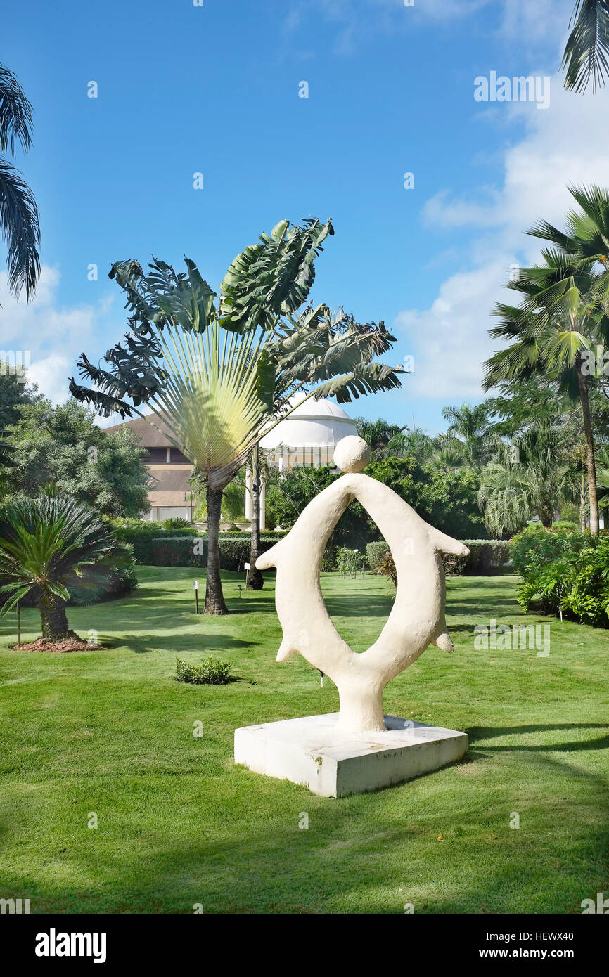Schildkröte-Skulptur und Hochzeit-Pavillon im Dreams Punta Cana in der Domiinican Republik. Das Resort ist eine von mehreren Eigenschaften AMResorts Stockfoto