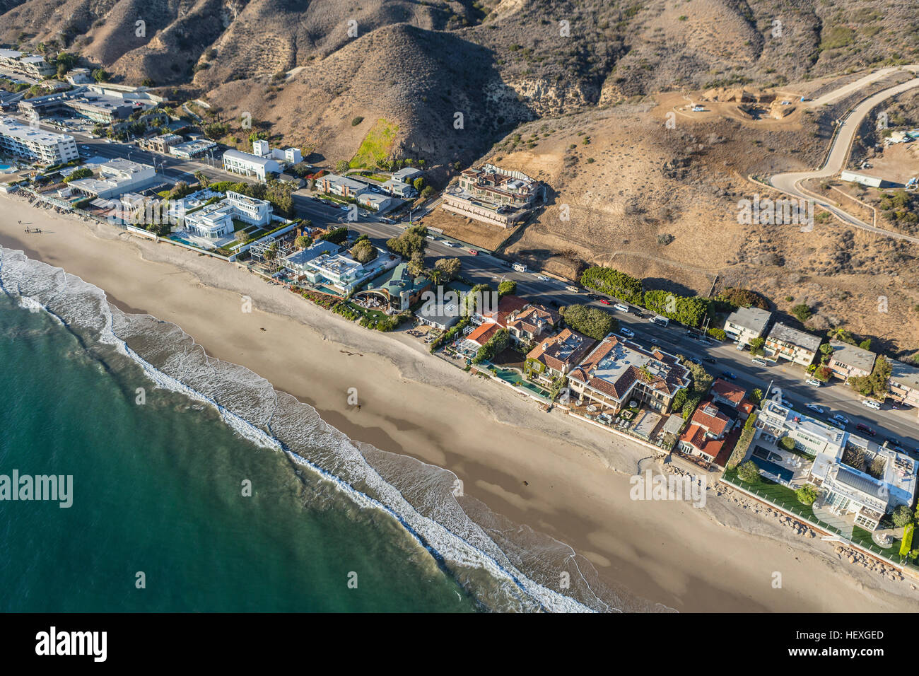 Luftbild der Strandhäuser entlang Pacific Coast Highway in Malibu, Kalifornien Stockfotografie Luftbild der Strandhäuser entlang Pacific Coast Highway in Malibu, Kalifornien Stockfotografie