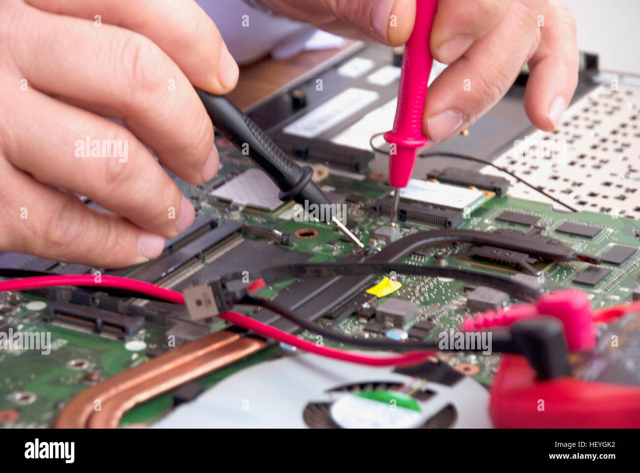 Laptop-Computer-Reparatur Stockfoto
