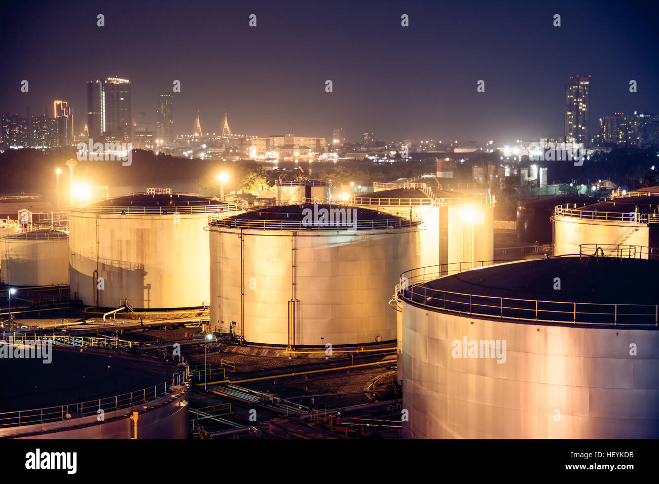 Selektiven Fokus Öltanks für Hintergrund Stockfoto