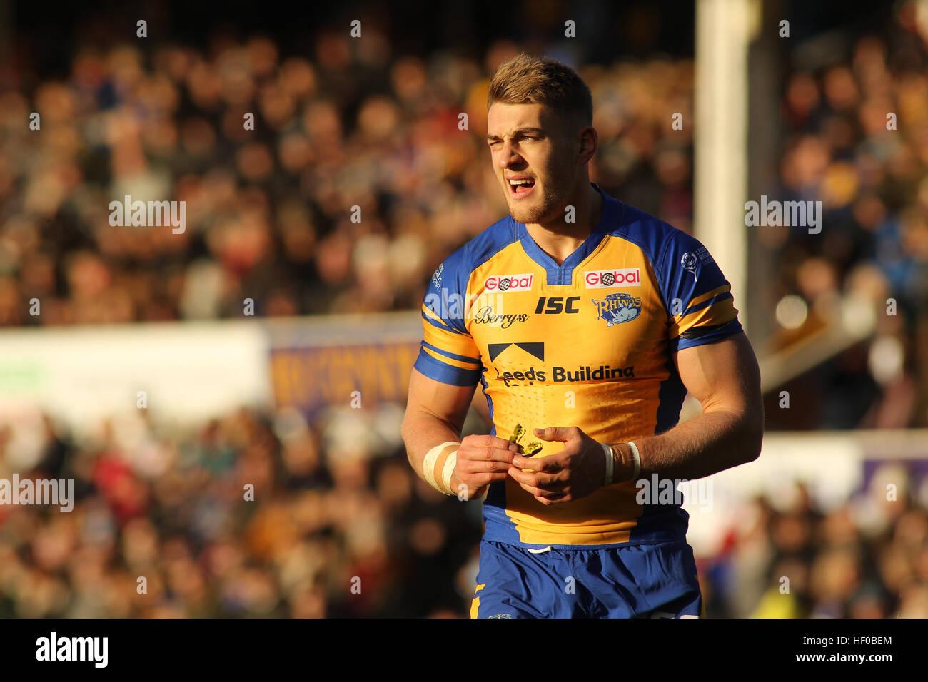 Headingley Carnegie Stadium, Leeds, UK 26. Dezember 2016. Leeds Rhinos Vs Wakefield Trinity Super League Pre-Saison 2017 freundlich.  Neuzugang für 2017 Jack Ormondroyd von Leeds Rhinos in Aktion gegen Wakefield Trinity © Stephen Gaunt/Touchlinepics.com/Alamy Live-Nachrichten Stockfoto