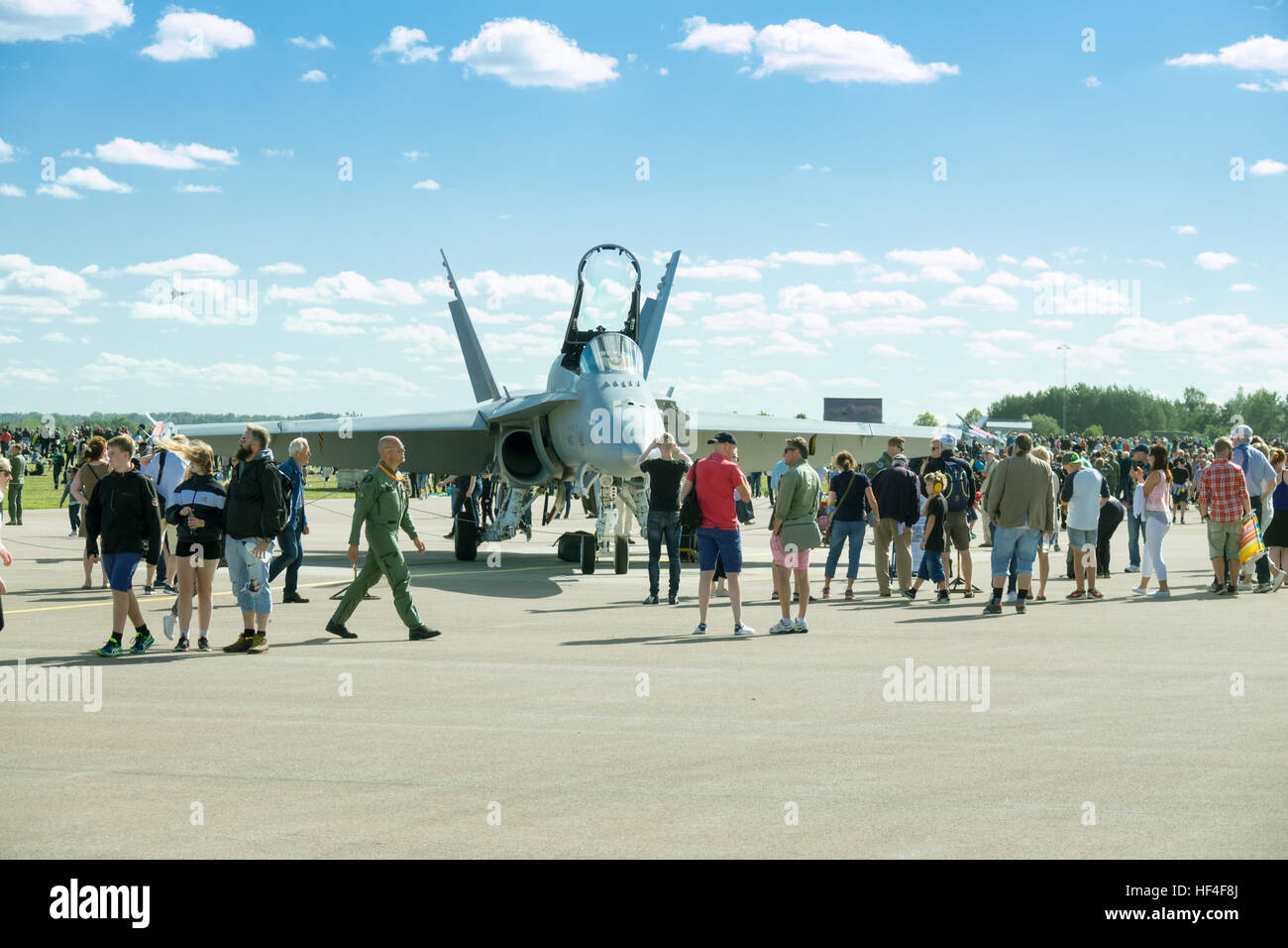 Tschechische Jagdflugzeug auf dem Display während der Luftfahrtmesse schwedische Luftwaffe 90 Jahr ihres Bestehens feiern. L-159T1 Trainer Flugzeug. Stockfoto