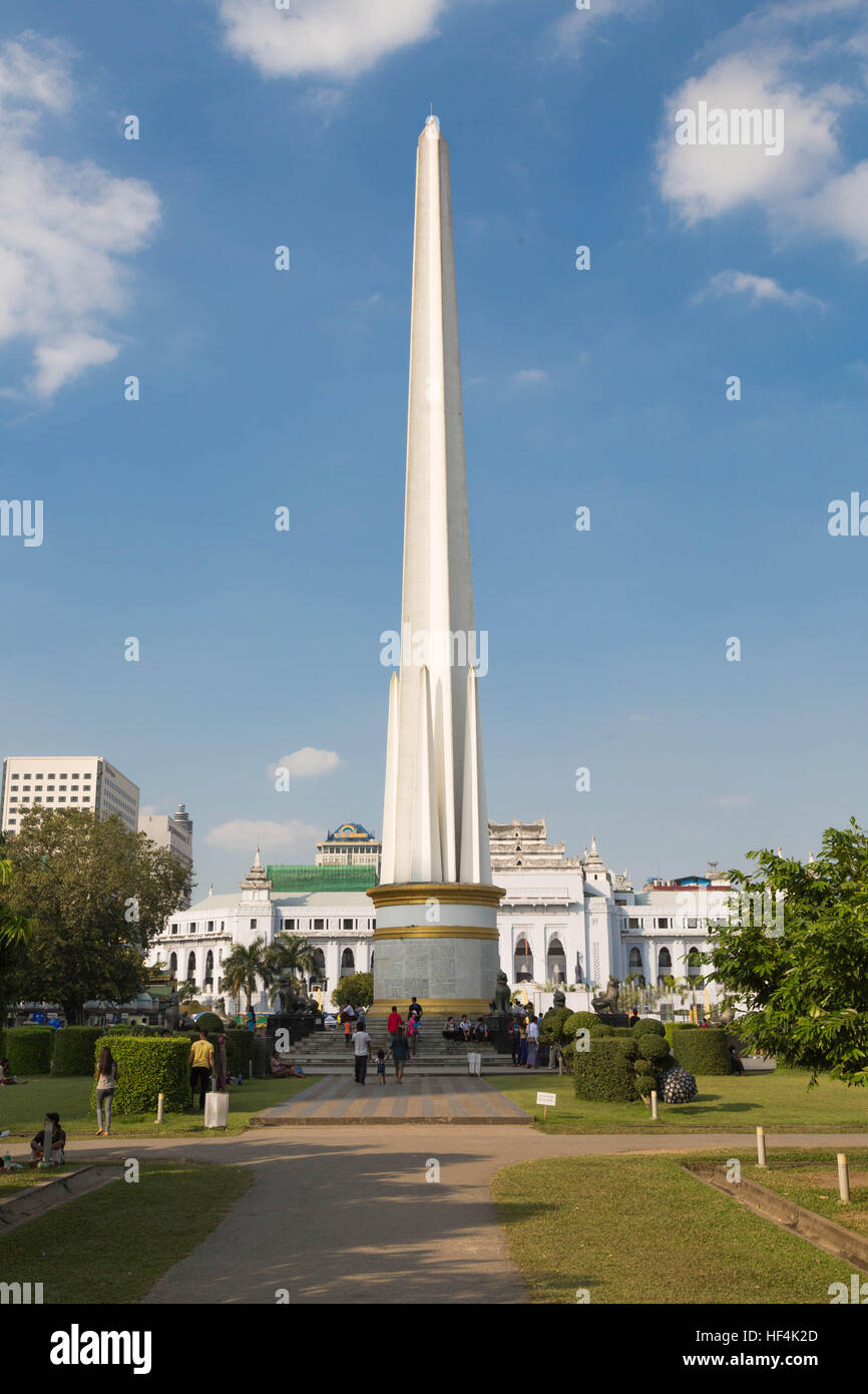 Der Obelisk von Indipendence Denkmal, Yangon, Myanmar Stockfoto