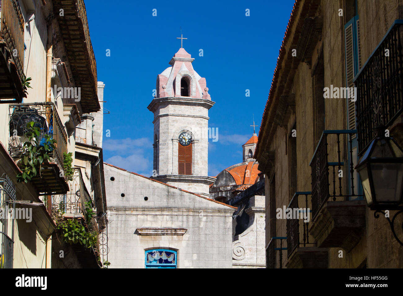 Straßenszene in Alt-Havanna-Kuba Stockfoto
