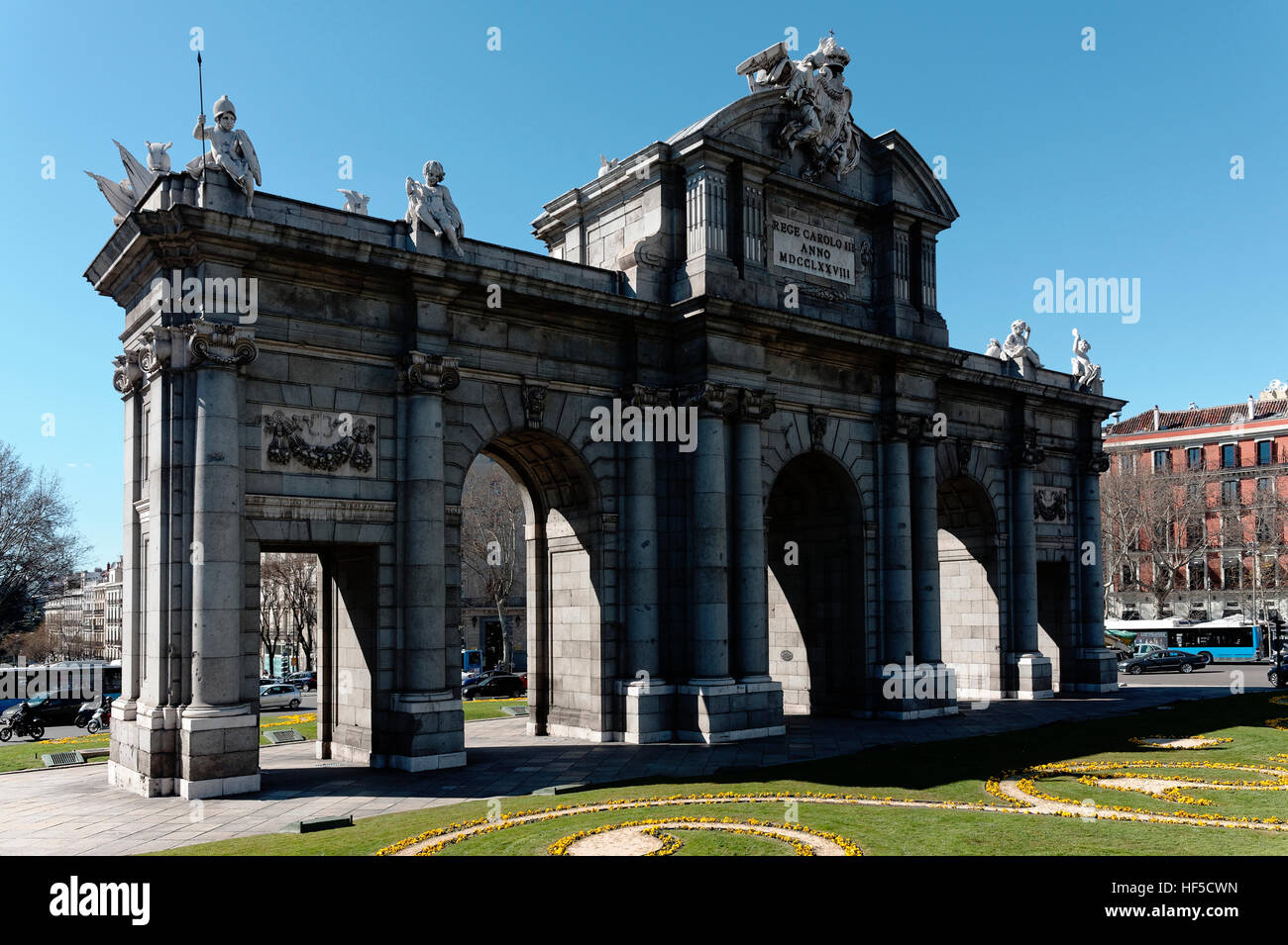 Die Puerta de Alcalá, Klassische spanische Architektur in Madrid Stockfoto