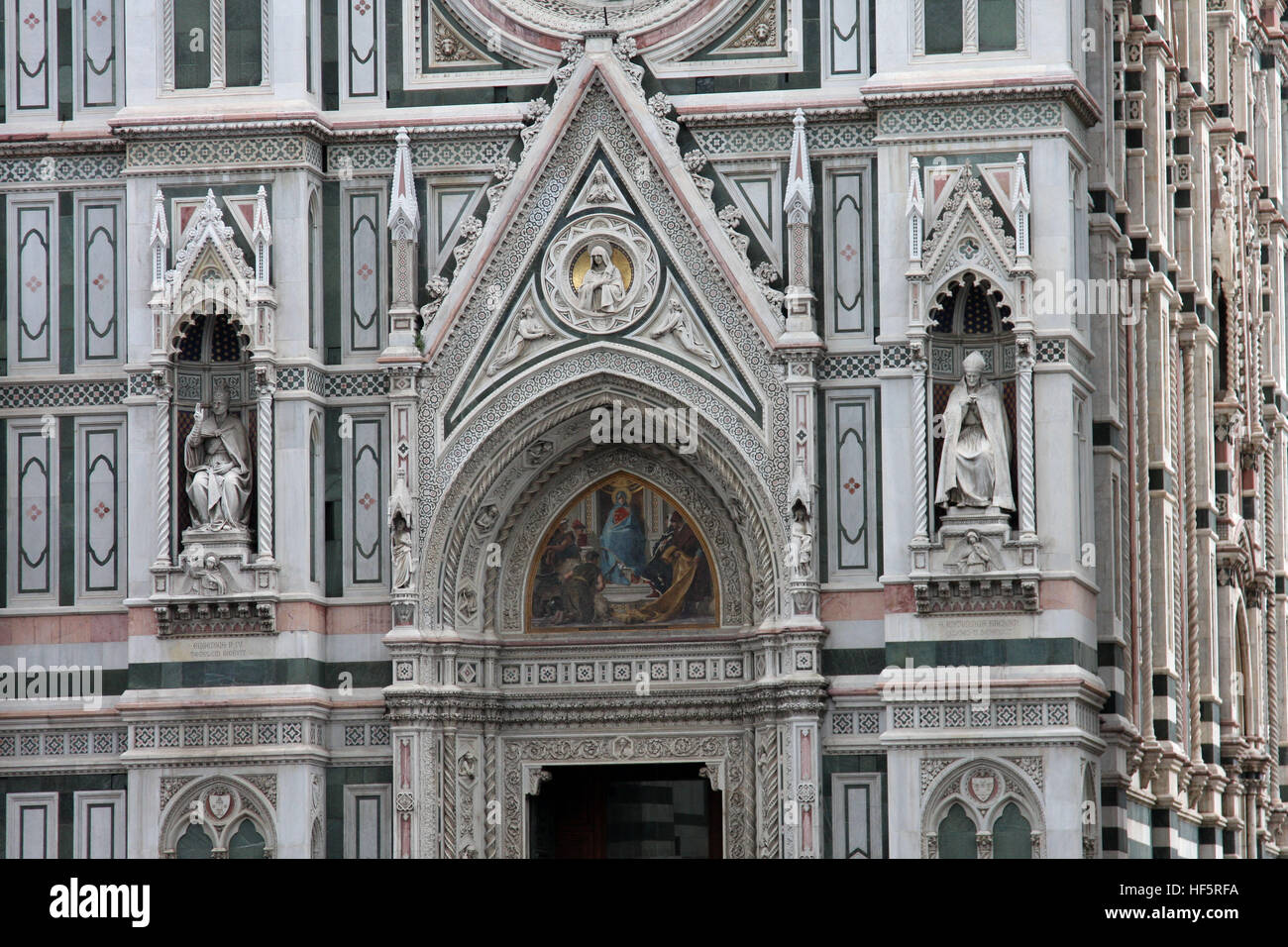Kathedrale von Florenz Gips Dekoration Bogen Figuren schwarz / weiß Stockfoto