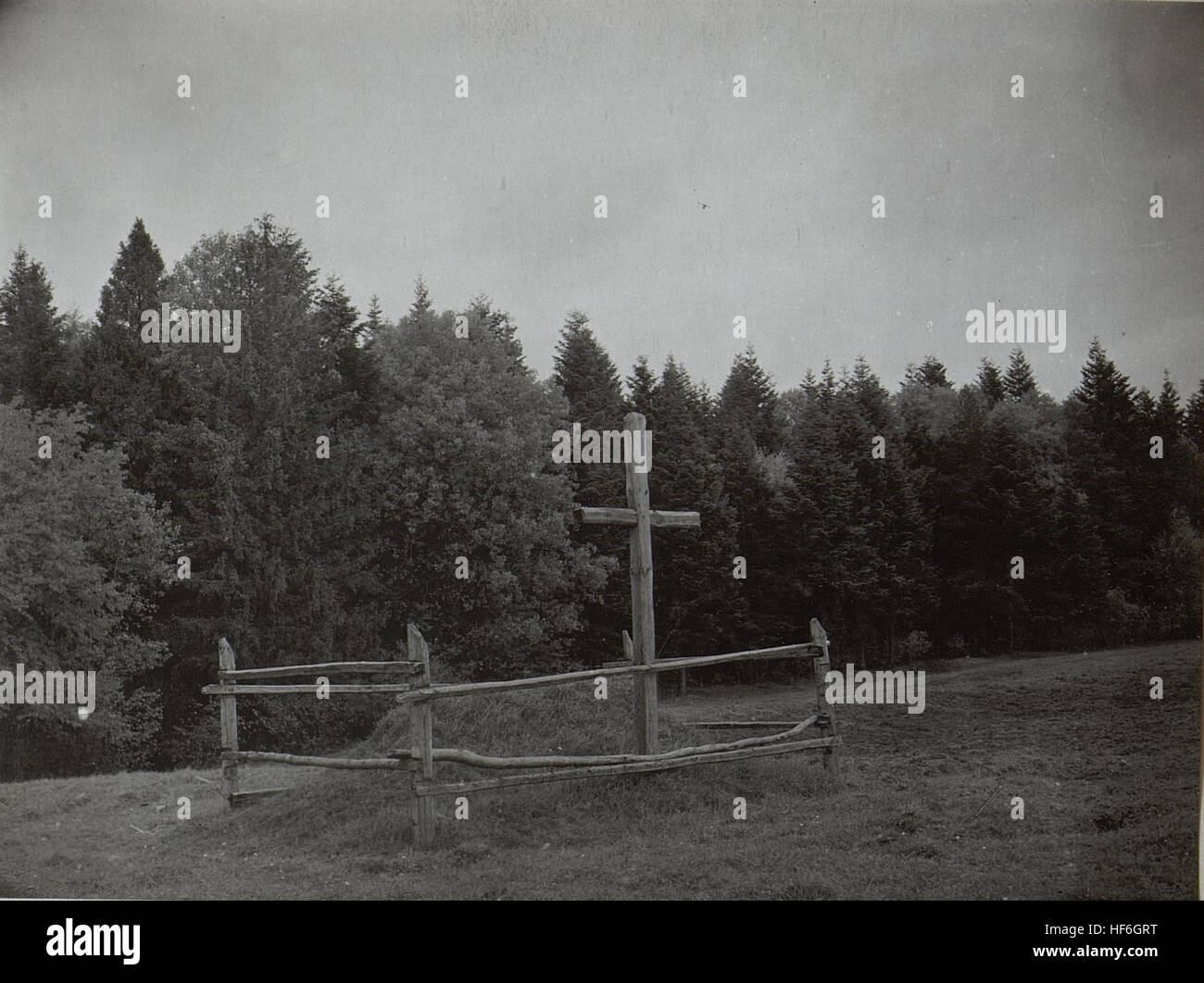 War Album 89, Image 26006, WWI, European Conflict, First World war, Militärgeschichte, Fotos des Ersten Weltkriegs, europäische Frontlinien, Militärarchive, Schlachtfeldbilder, Europa der Kriegszeit, historische Militärdokumentation, militärische Strategien, historische Fotografien, europäische Schlachtfronten, Kriegsfotos, Bilder des Ersten Weltkriegs, militärische Operationen, militärische Analysen, Kriegsfotografie, historische Fotos des Ersten Weltkriegs, europäische Kriegsgeschichte, Kampfstrategien, Militärforschung, Feldbeobachtungen, historische Archive, Aufzeichnungen der Armee des Ersten Weltkriegs, Militärs aus Kriegszeiten, Militärführung, Geschichte des Ersten Weltkriegs, Kampf gegen die Geschichte, den europäischen Konflikt Stockfoto