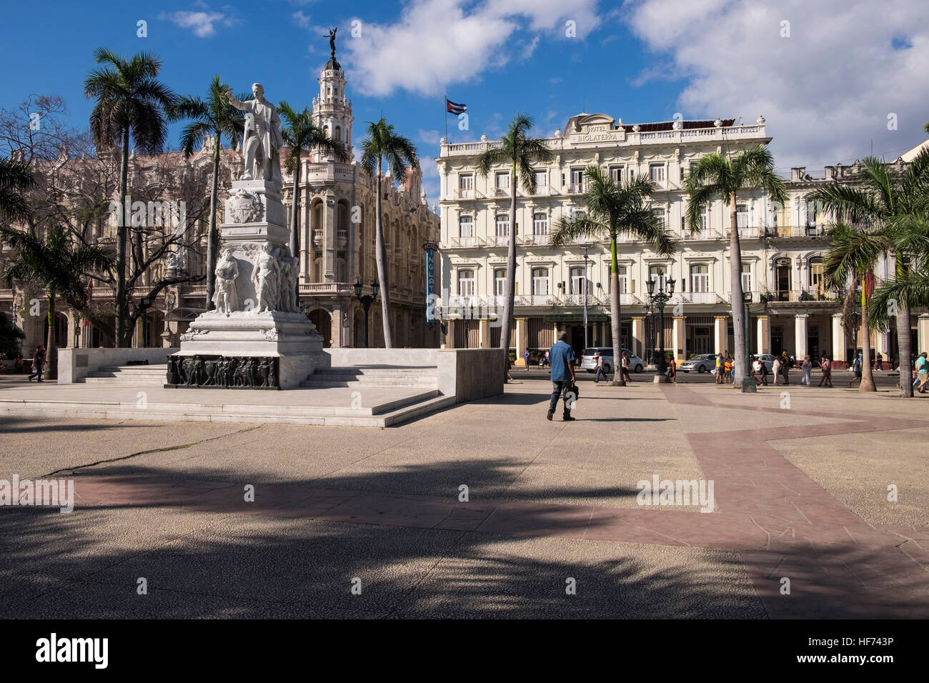 Statue von Jose Marti im Parque Central, Central Park, vor dem Hotel Inglaterra und Gran Teatro La Havanna, Kuba. Stockfoto