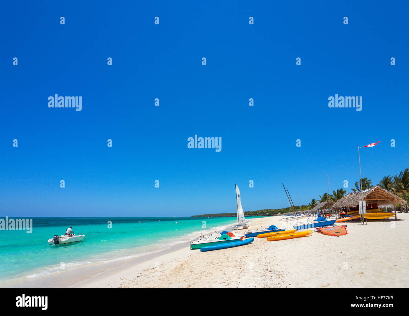 Guardalavaca, Kuba. Strand vor der Sol Río de Luna y Mares, Guardalavaca, Playa Esmeralda, Holguin, Kuba Stockfoto