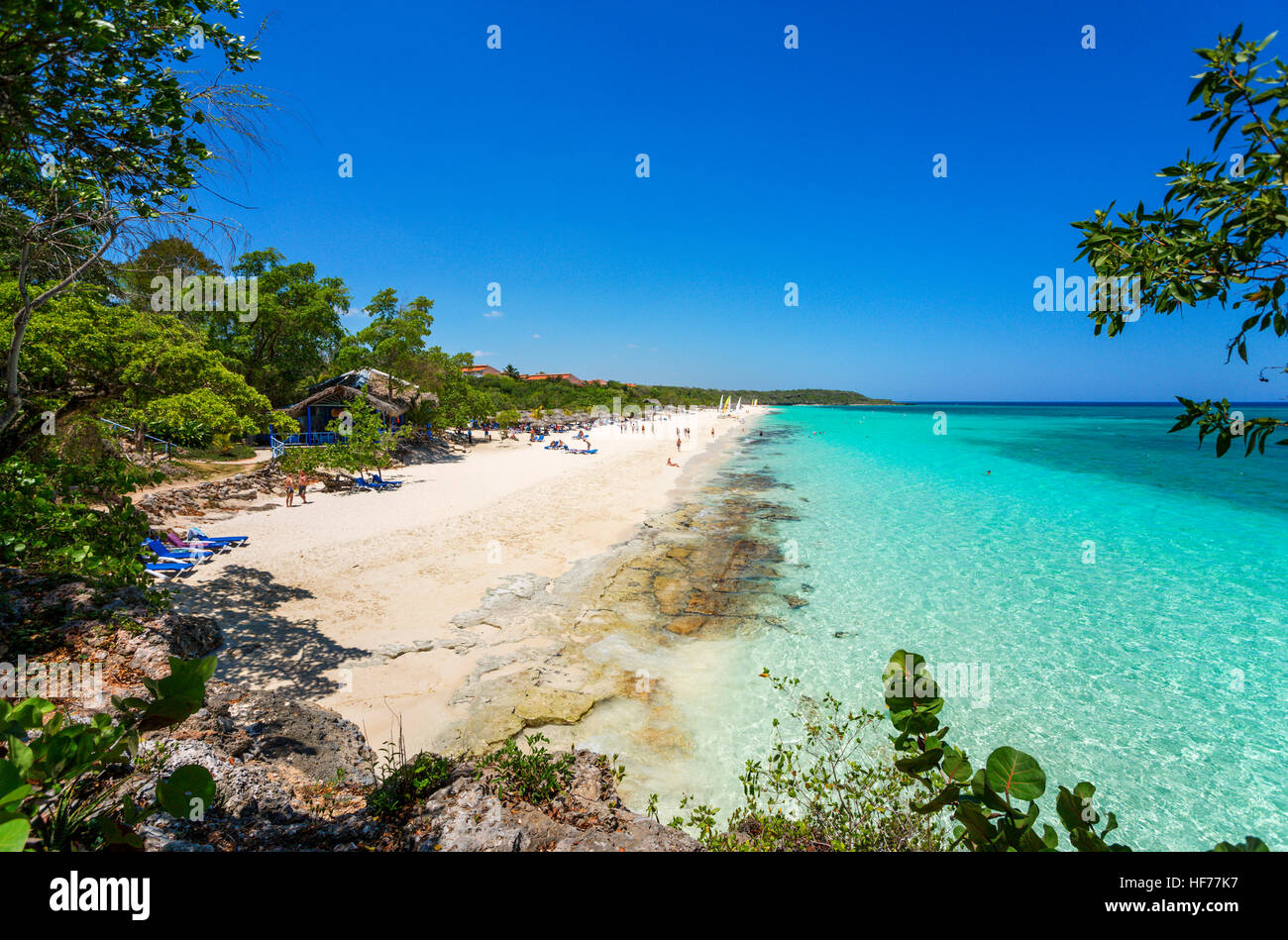 Guardalavaca, Kuba. Strand vor dem Hotel Paradisus Rio De Oro,, Playa Esmeralda, Guardalavaca, Holguin, Kuba Stockfoto