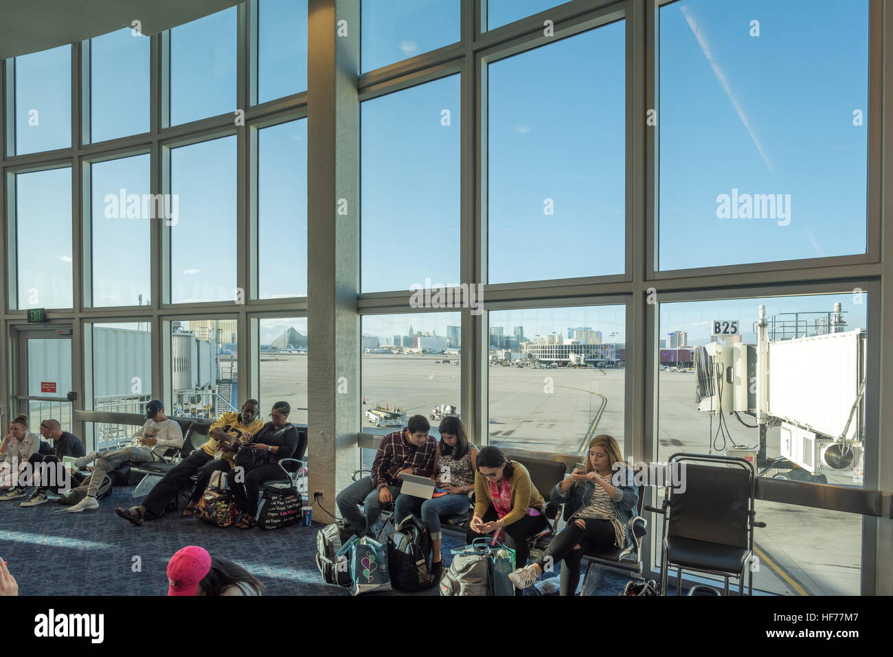 Reisende in der Passagier-Terminal des McCarran International Airport, Las Vegas, Nevada. Stockfoto