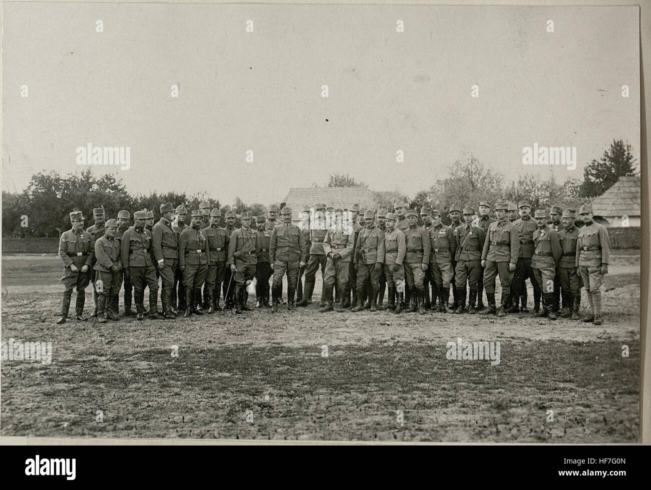 Dieses Bild zeigt die Militärprozession des 93., 54., 53. Und 16. Infanterieregiments in Zuczka am 8. Mai 1916 während des Ersten Weltkrieges. Stockfoto