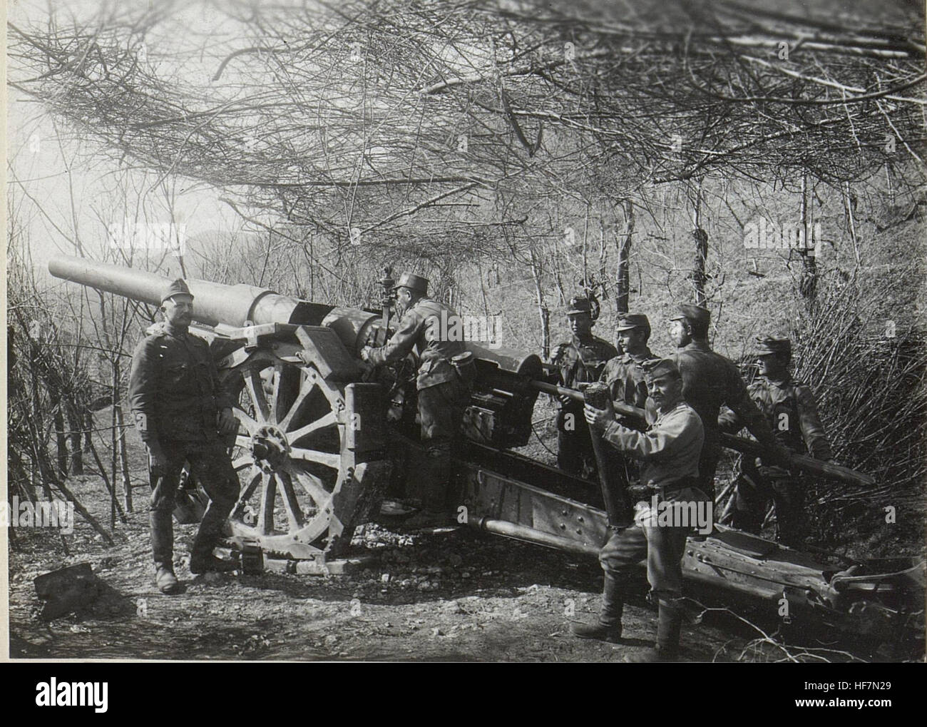 13cm Geschütz von Batterie Nr.I-I5 Bei Forchana. 15668046) Stockfoto