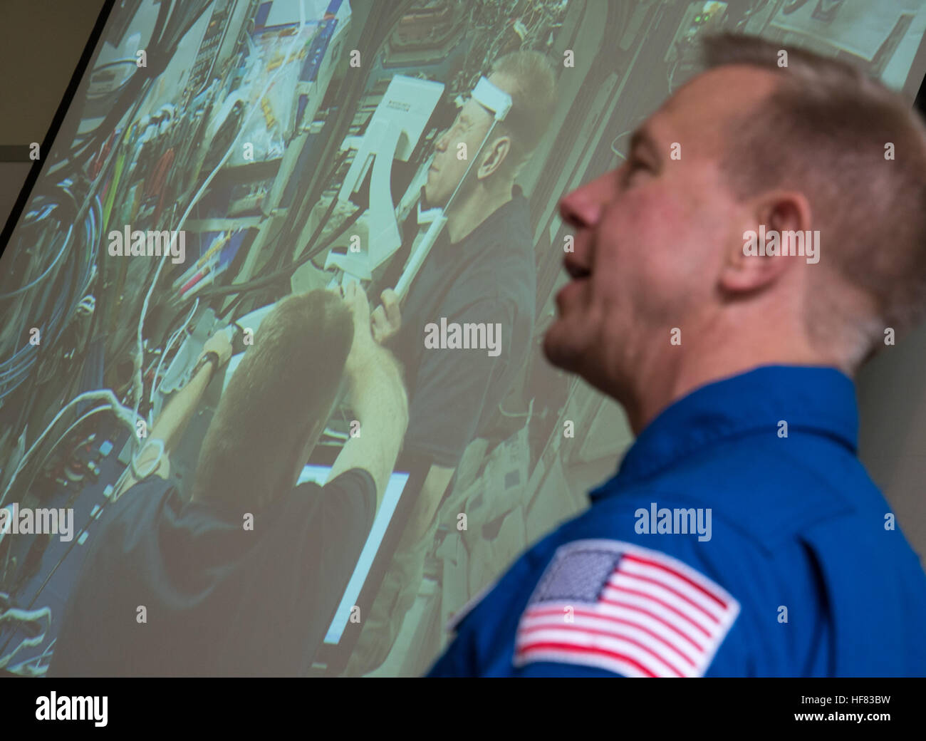 NASA-Astronaut Tim Kopra spricht zu Studenten an der George Mason University, Donnerstag, 15. September 2016 in Fairfax, Virginia. Stockfoto