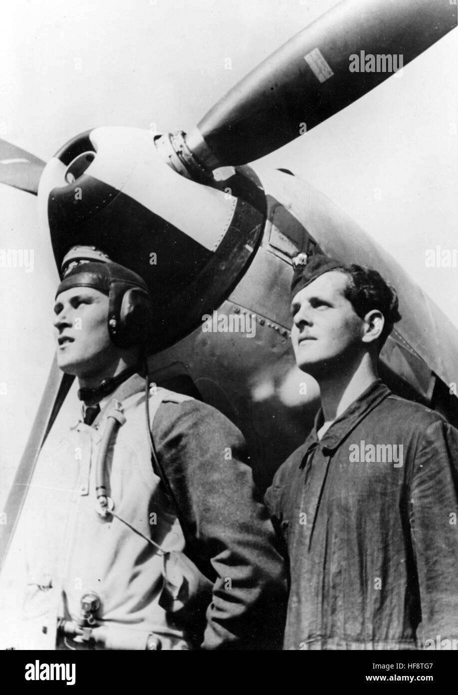 Das Propagandabild Der Nazis Zeigt Kampfpiloten Der Deutschen Luftwaffe das-propagandabild-der-nazis-zeigt-kampfpiloten-der-deutschen-luftwaffe