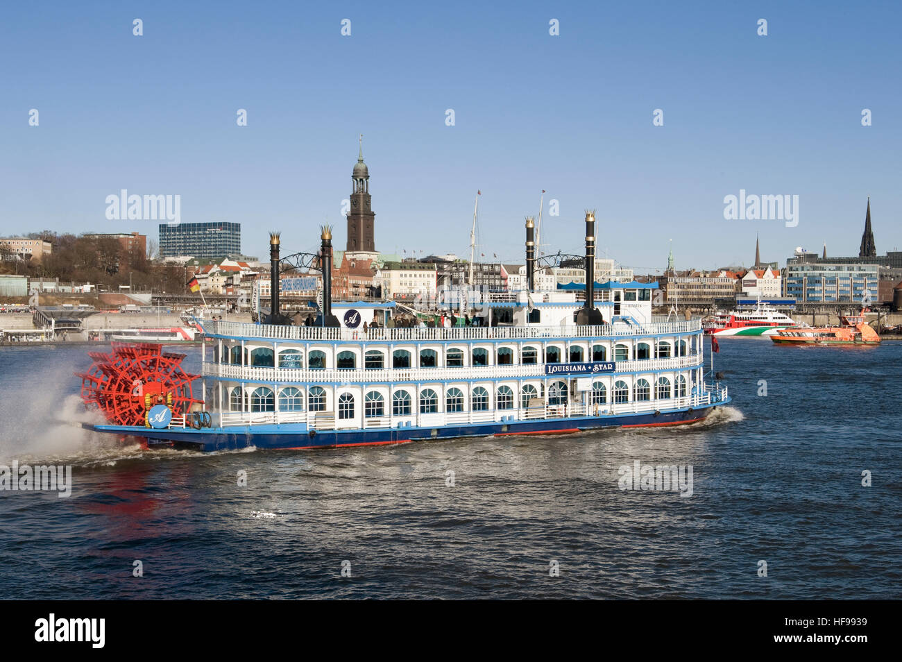 Docks und Louisiana Star Luxus-Dampfer, Hamburg Stockfoto