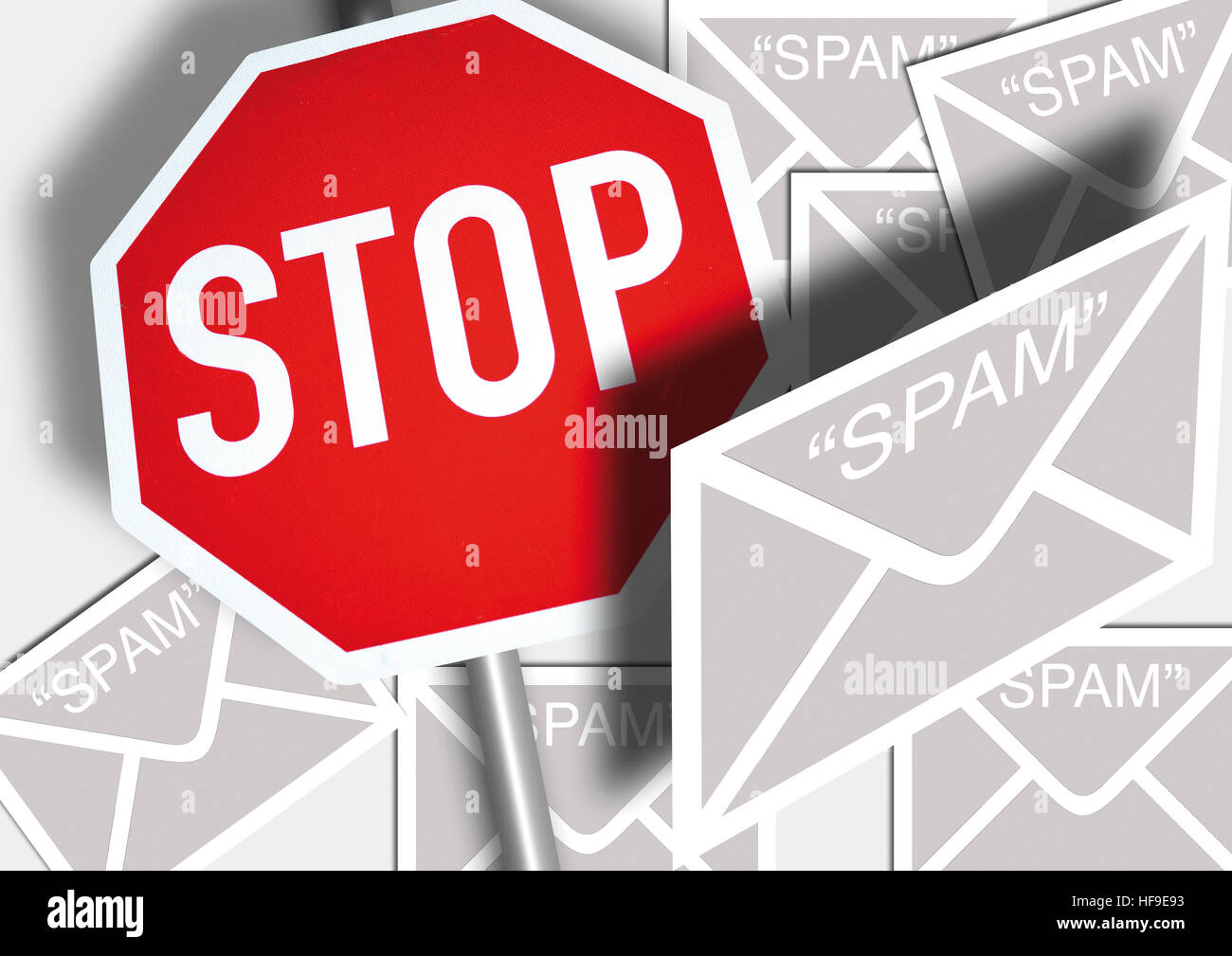 Stop-Schild und Spam-Mail: Spam stoppen Stockfoto