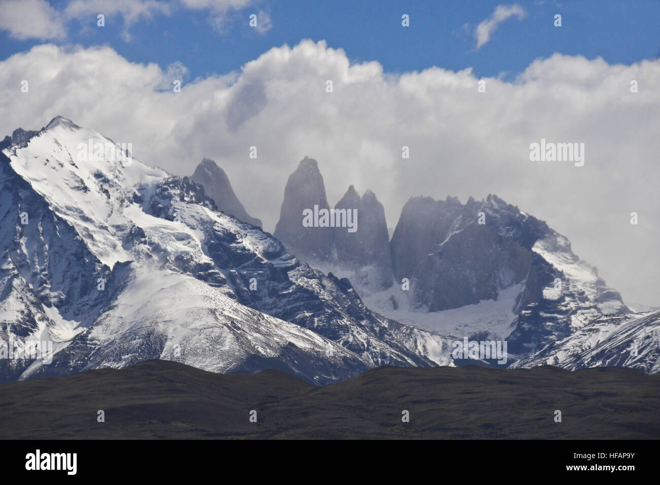 Paine-Massivs und Los Torres (die Türme), Torres del Paine Nationalpark, Patagonien, Chile Stockfoto