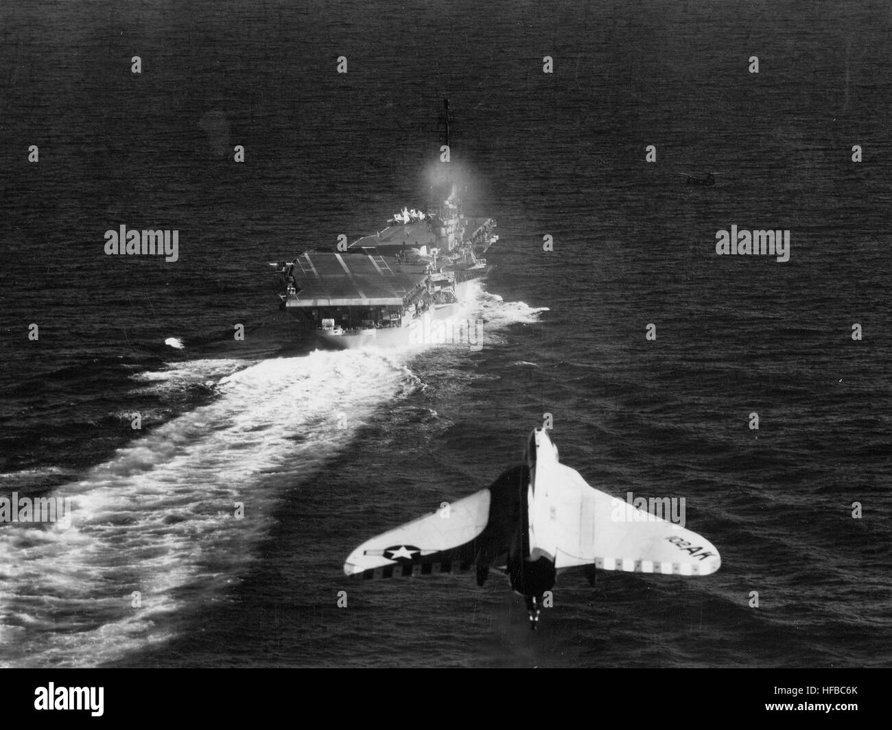 F4D-1 nahenden CVA-9 NAN9-60 Stockfoto