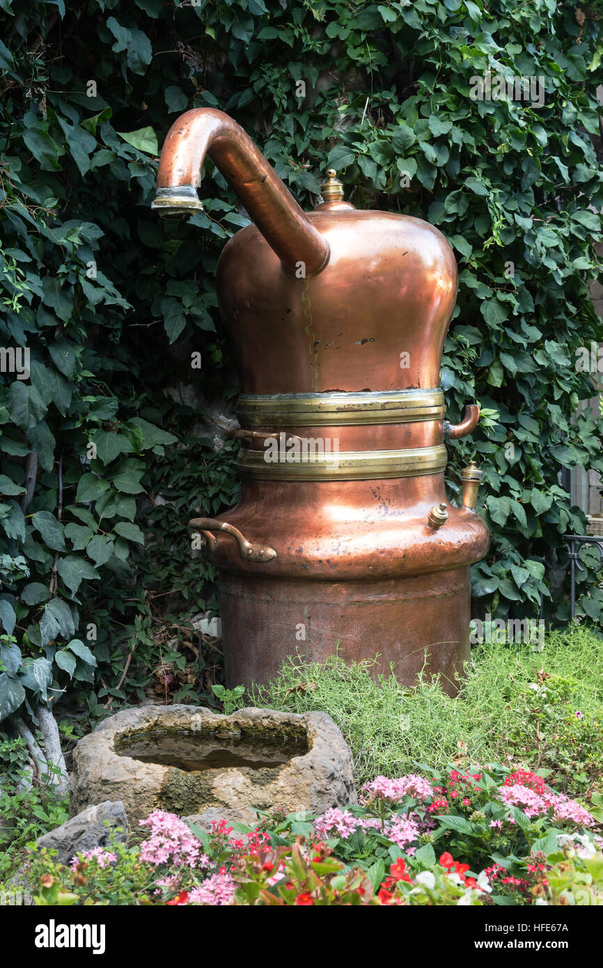 Kupfer-Wasser-Pumpe in Augustus Gärten, Capri, eine Insel, die Bucht von Neapel, Italien, Europa Stockfoto